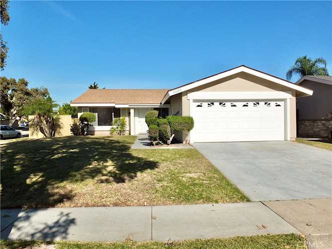 11603 James St Cerritos, CA 90703
