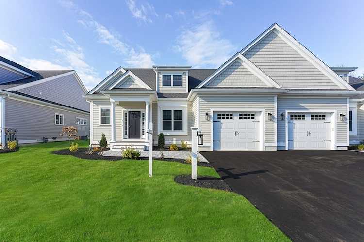 6 Harman Way #8 Medfield, MA 02052