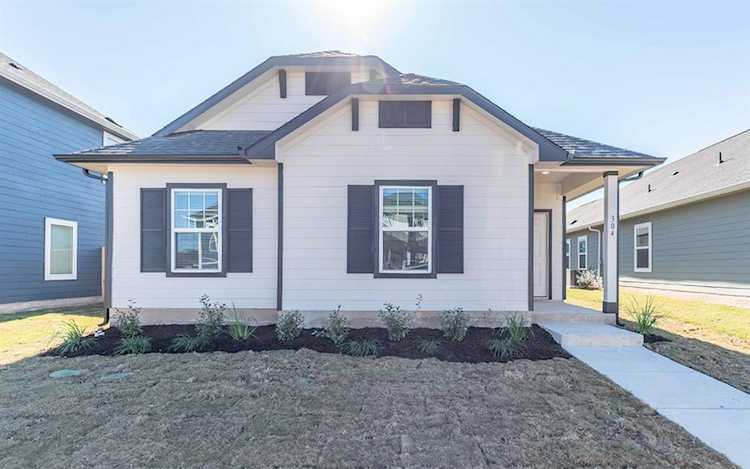 304 Timber Brook DR Hutto, TX 78634