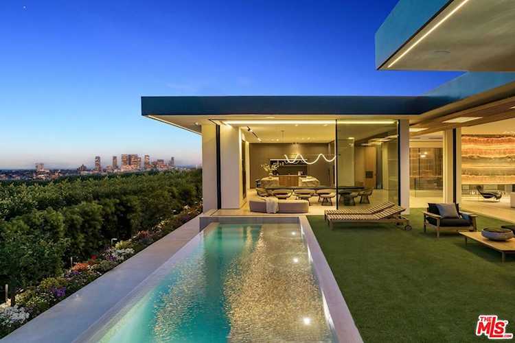 1432 Tanager Way Los Angeles, CA 90069