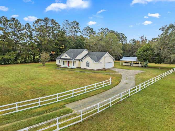 9205 Yashuntafun Rd Tallahassee, FL 32311