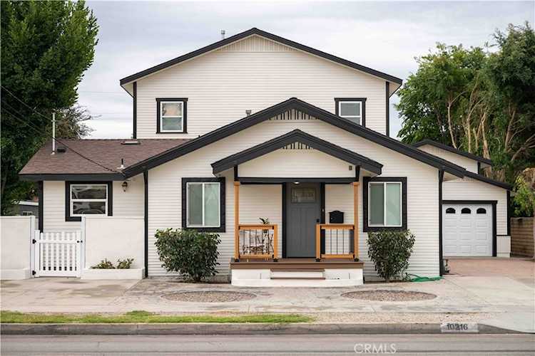 10216 Park St Bellflower, CA 90706