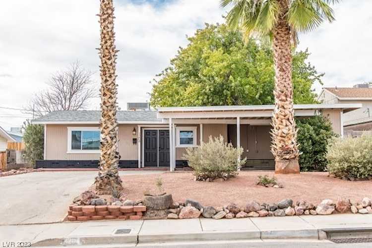 1204 I Ave Boulder City, NV 89005