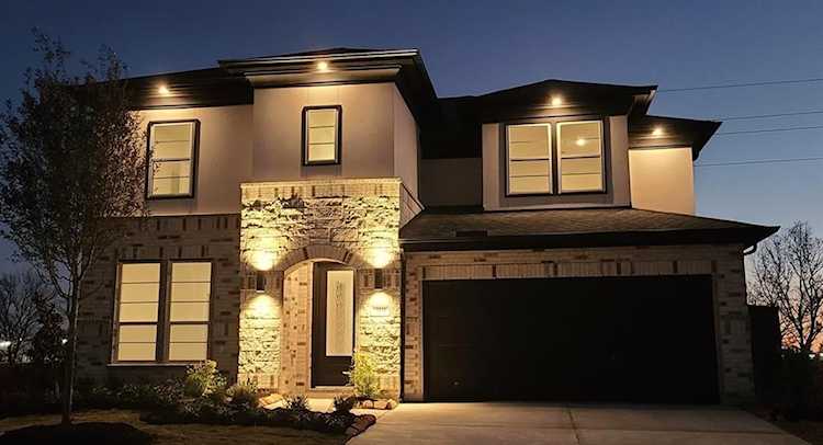 319 Roselle Leaf Rd Richmond, TX 77406