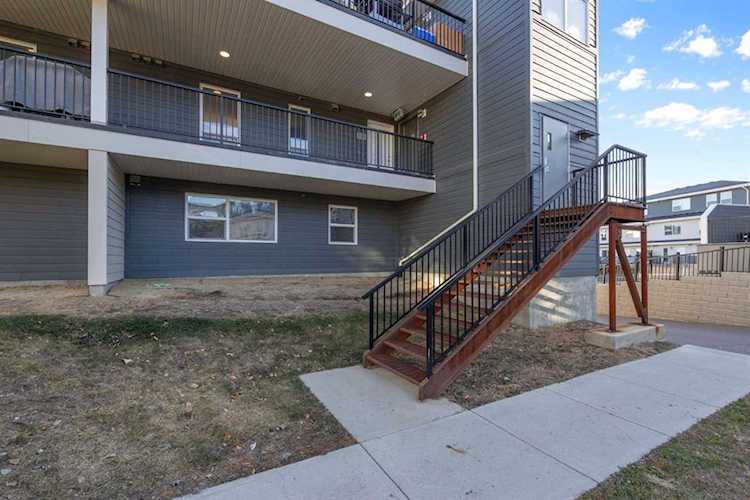 201 Abasand Dr #621 Fort McMurray, AB T9J 1