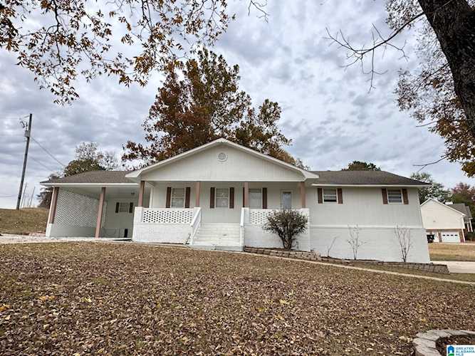 3989 Woodhaven Road Hoover, AL 35244