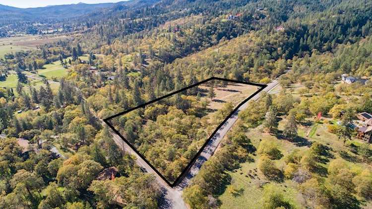 0 Old Military Rd #Lot 1 Central Point, OR 97502