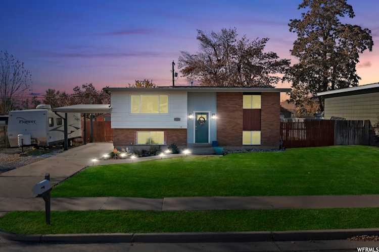 733 N Colonial St E Layton, UT 84041