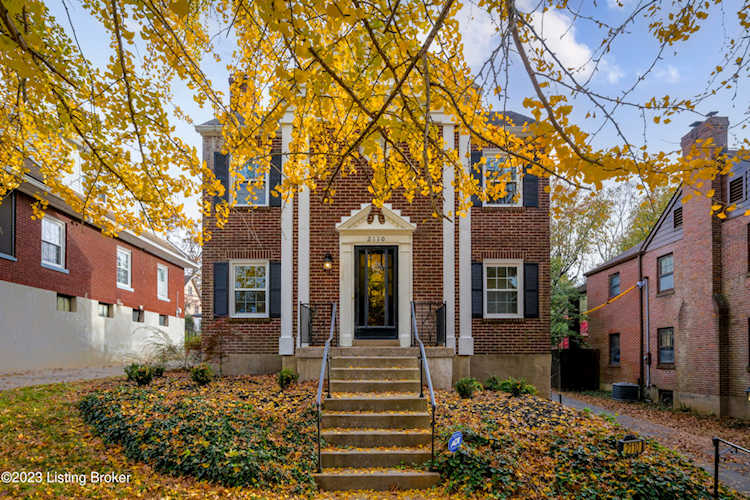 2110 Village Dr Louisville, KY 40205