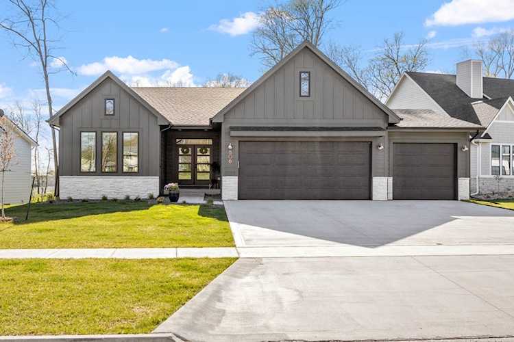 806 Bridgeview St Polk City, IA 50226