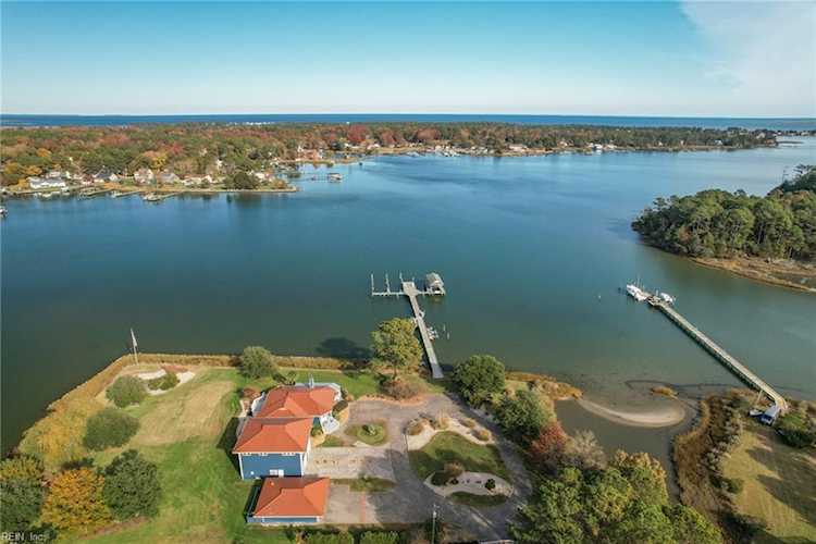 833 Railway Rd Yorktown, VA 23692