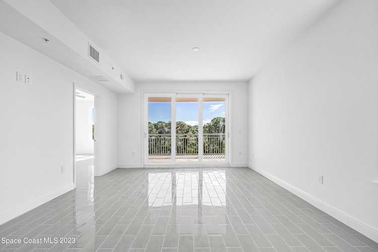 735 Pilot Lane #614 Merritt Island, FL 32952