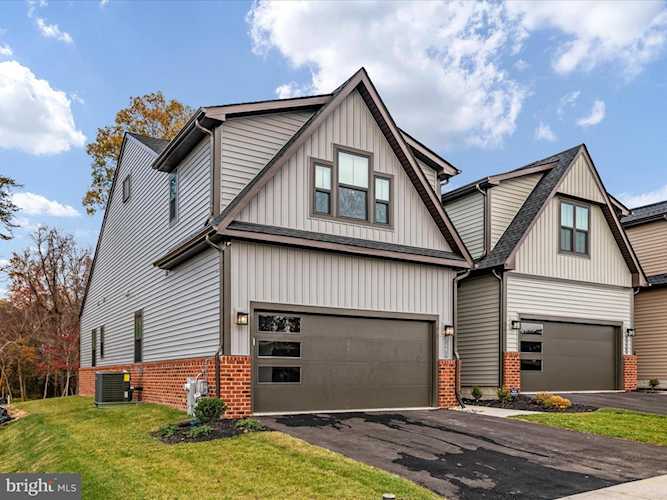 7480 Matapeake Ln Glen Burnie, MD 21060