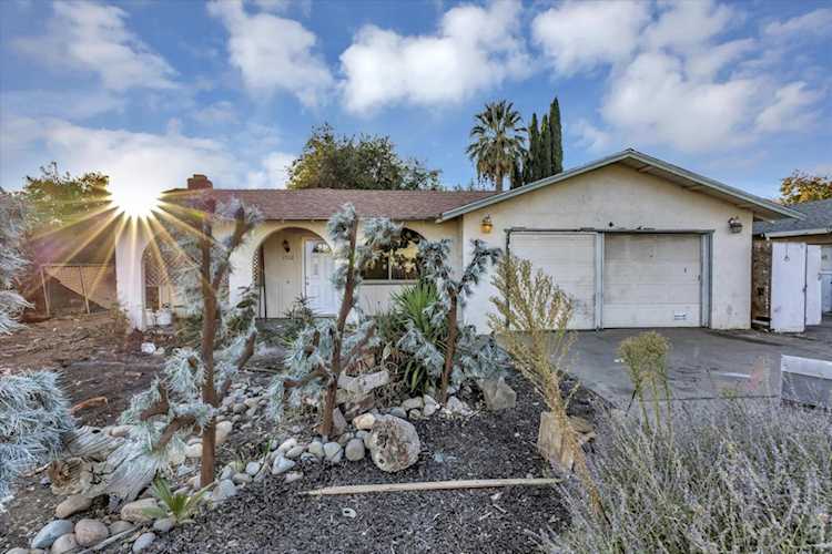 1752 West Street Woodland, CA 95695