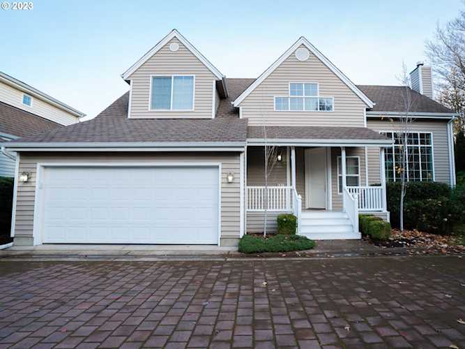 581 Covey LN Eugene, OR 97401