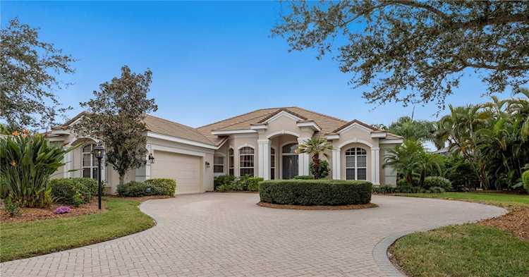 6910 Langley PLACE University Park, FL 34201
