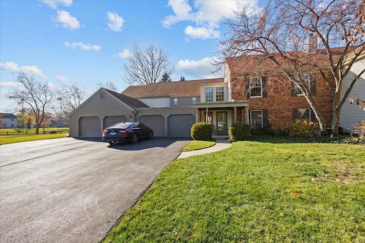 316 Dunham Place Commons #316 St. Charles, IL 60174