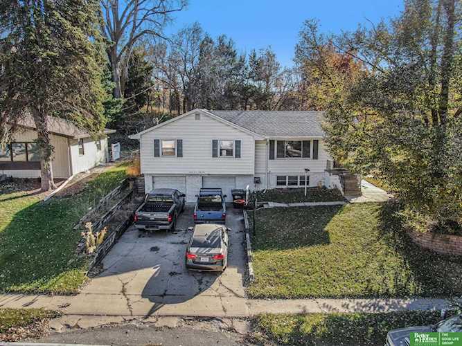 9731 Nina St Omaha, NE 68124