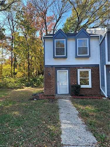 1361 Peabody Dr Hampton, VA 23666