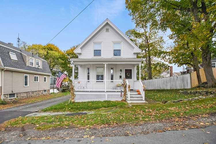 6 Sunnycrest Ave Beverly, MA 01915
