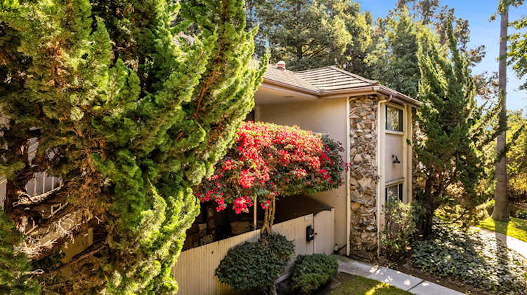 250 N, Fairview Avenue #6 Goleta, CA 93117