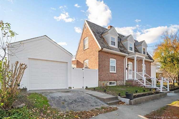 377 Grasmere Ave Fairfield, CT 06824