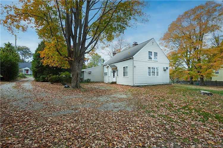 100 Tuller Rd Fairfield, CT 06825