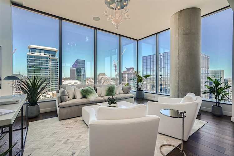 210 Lavaca ST #3213 Austin, TX 78701