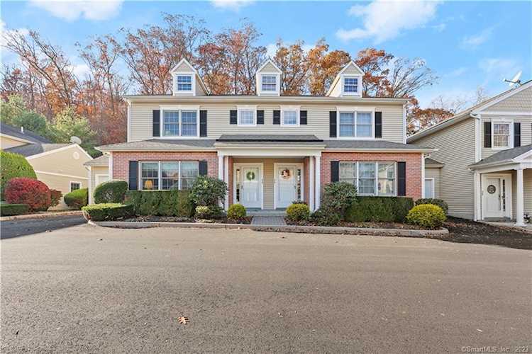 26 Hawthorne Ridge Circle #26 Trumbull, CT 06611