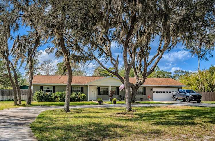 12703 Lake Hills Dr Riverview, FL 33569