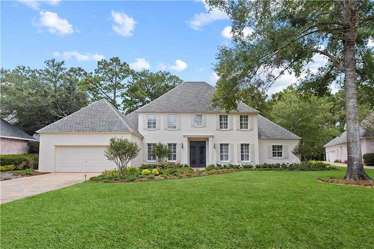 360 Stonehaven Dr Mandeville, LA 70471