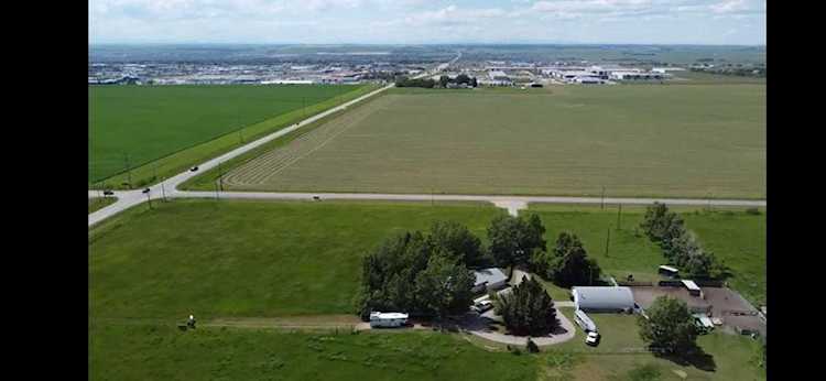 272026 Range Road 291 Airdrie, AB T4B 2A4