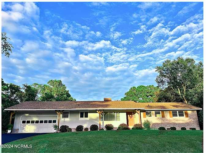 350 S Belvedere Dr Hampstead, NC 28443