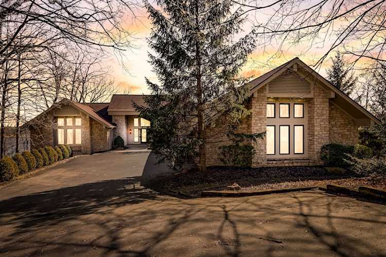 8815 Spinnaker Ct Indianapolis, IN 46256