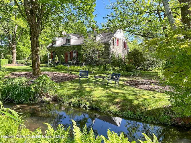 6881 Route 209 Kerhonkson, NY 12446