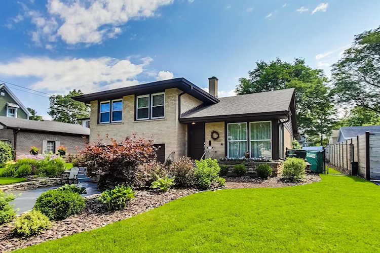 4709 Johnson Ave Western Springs, IL 60558