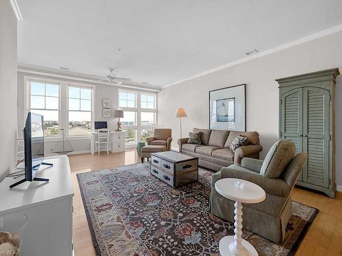 3700 Sandpiper Rd #313 Virginia Beach, VA 23456