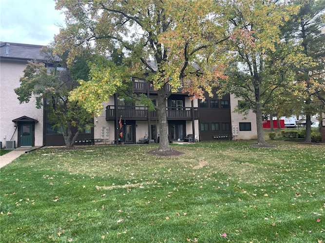 1400 Heritage Landing St Charles, MO 63303