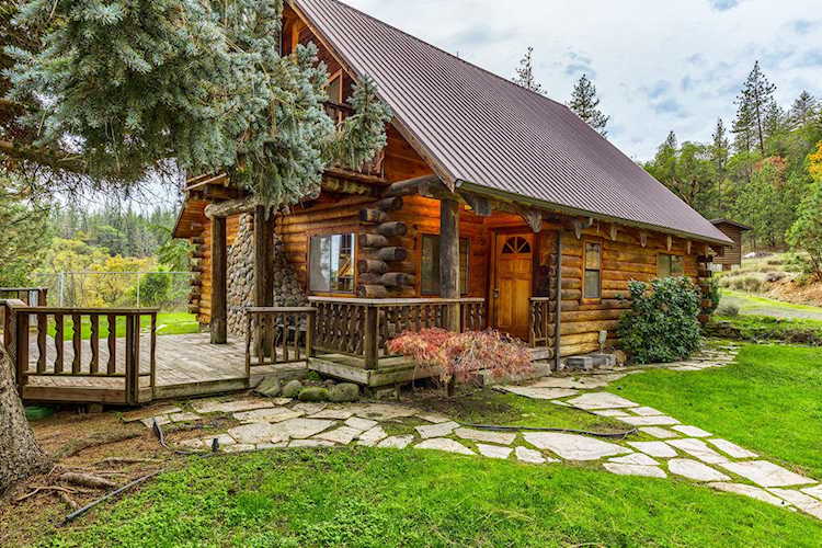 13101 Meadows Rd White City, OR 97503