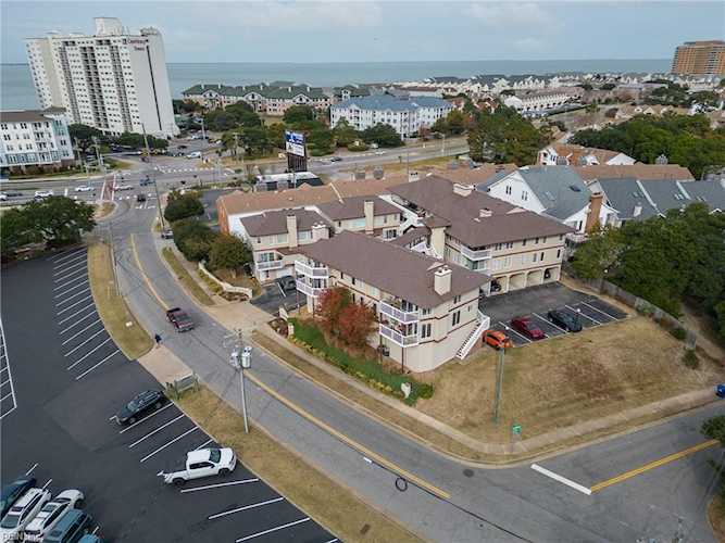 2200 Vista Circle Virginia Beach, VA 23451