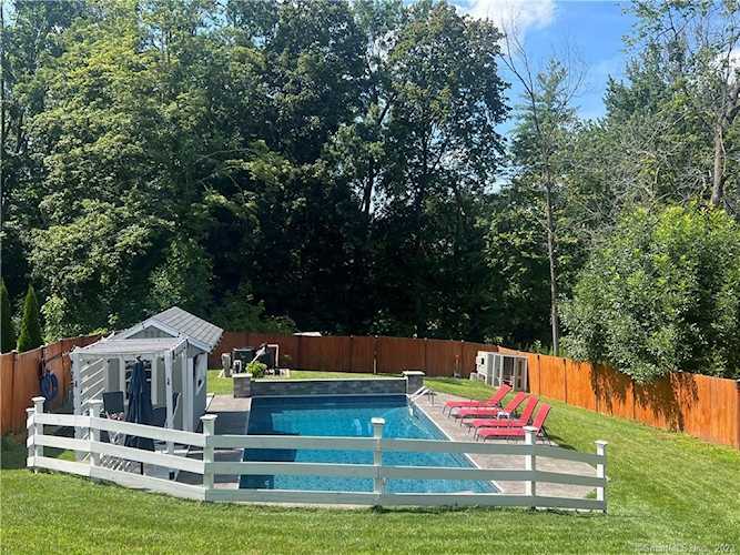 179 South Main St West Hartford, CT 06107