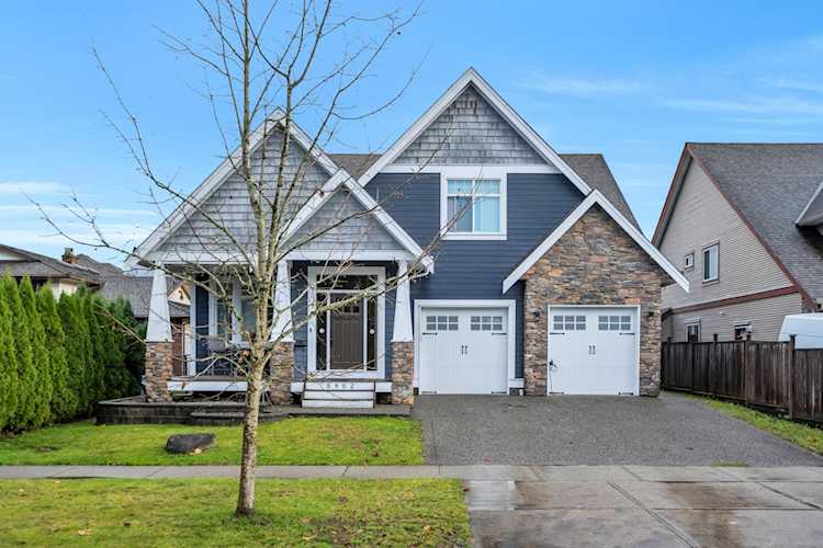 8462 Fairbanks Street Mission, BC V2V 3K5