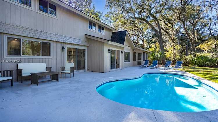 44 W Willow Oak Rd Hilton Head Island, SC 29928