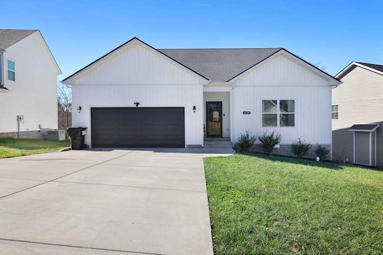 1038 Winesap Rd Clarksville, TN 37040