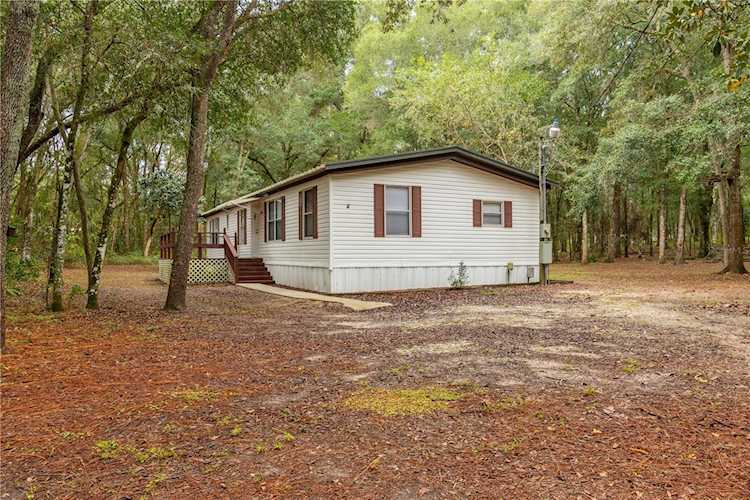 4550 Oakfield CIRCLE Dade City, FL 33523