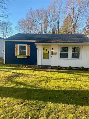 21 Pondview Dr Southington, CT 06489