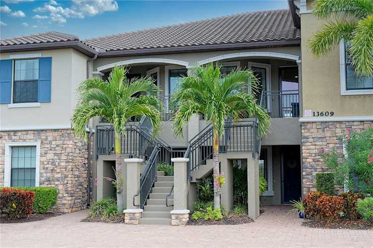 13609 Messina LOOP #202 Bradenton, FL 34211