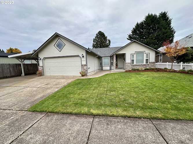 4727 Sedona DR Eugene, OR 97404