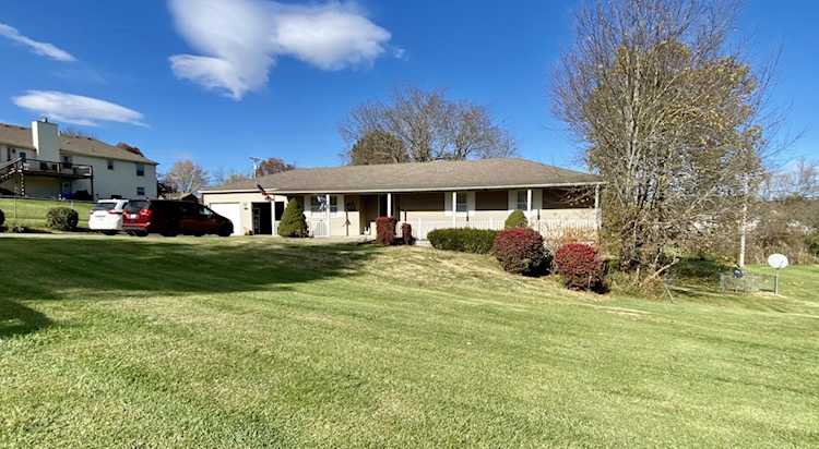 201 Candlewood Dr Danville, KY 40422
