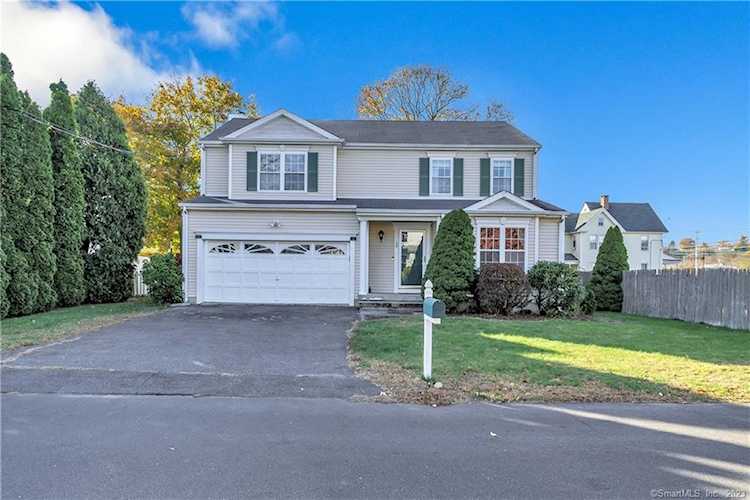 36 Lindbergh St Fairfield, CT 06824
